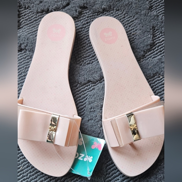Women's Pink Slide Sandals Size 10 - Picture 1 of 3
